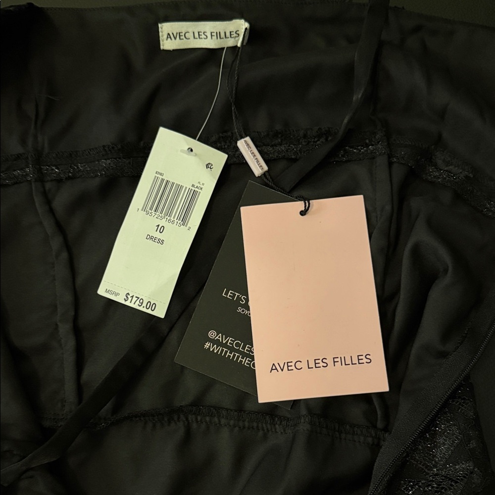 Avec Les Filles Black Asymmetrical Dress - Picture 11 of 12